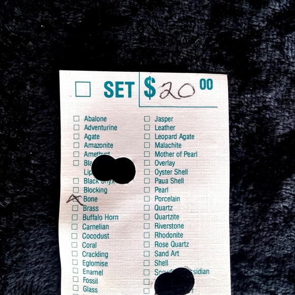 Vintage - Rare Bone Burgundy Round Clip Earrings - Picture 5 of 6